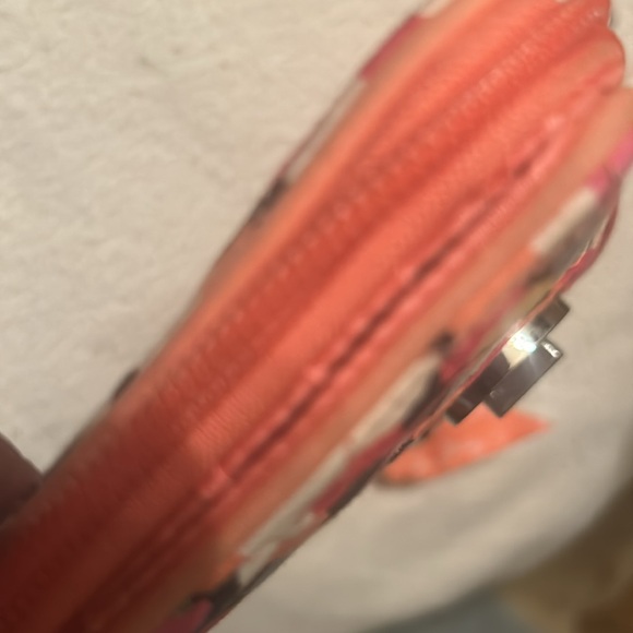 Vera Bradley multi colored  Dots long wallet. Fab color combo - Picture 4 of 14